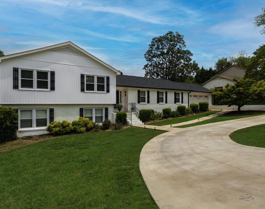 Professional construction services by reliable general contractor in Las Vegas, NV for commercial building projects